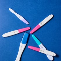 Das undurchsichtige Geschäft mit dem Kinderwunsch Schwangerschaftstests - Verzweifelte Paare geben Tausende Franken für ein ersehntes Baby aus – auf gut Glück. Denn die künstliche Befruchtung ist ein undurchsichtiges Business