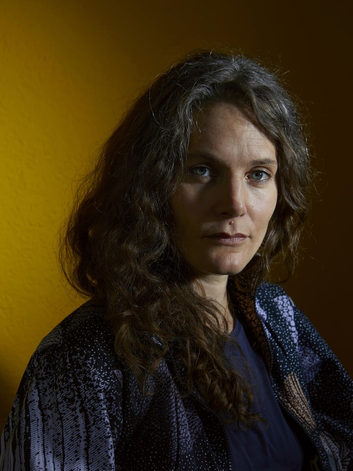 Portrait von Silva Lieberherr am Donnerstag (29.05.2025) im Hecks Standort in Bern. Photo: Ephraim Bieri