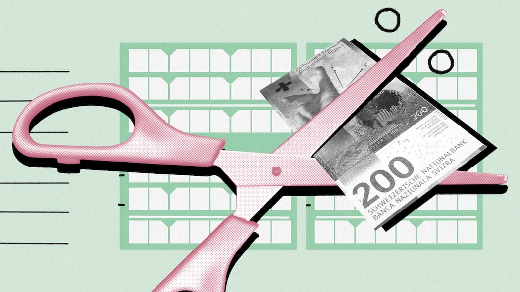 Von Ausbildungs- bis Zahnarztkosten – das können Sie steuerlich abziehen Eine Schere zerschneidet einen Geldschein - Das Schönste an der Steuererklärung sind die Abzüge. Hier die besten Tipps, wie man voll auf seine Rechnung kommt