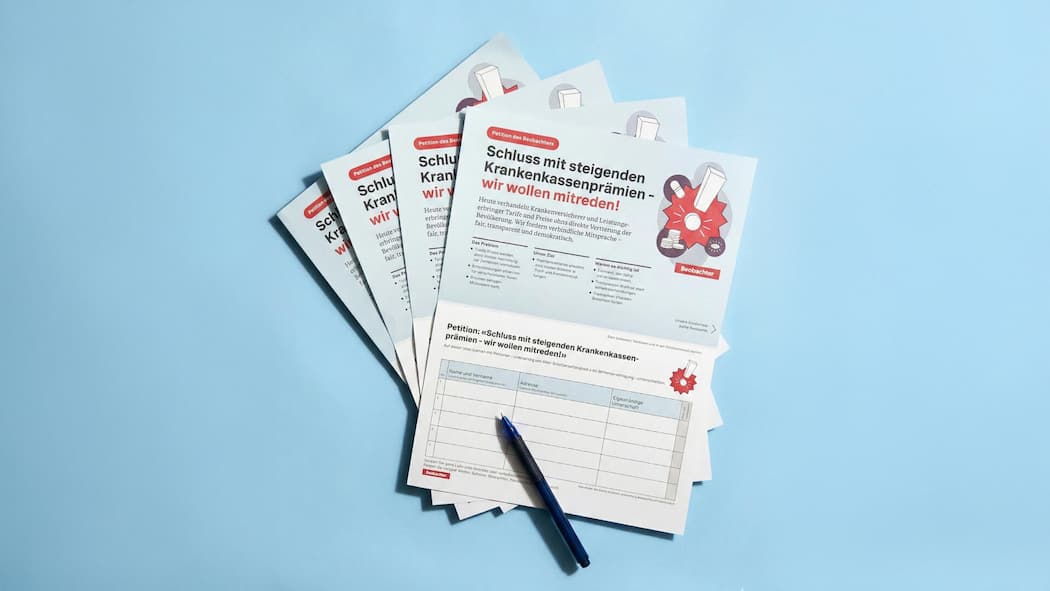 Über 45’900 Unterschriften gegen Prämien-Explosion – machen auch Sie mit! Handybild von Unterschriftsbögen der Beobachter-Petition "Schluss mit steigenden Krankenkassenprämien - wir wollen mitreden!"., fotografiet am 3. März 2026 in Zürich.