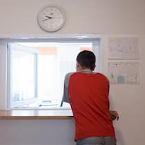 Unbegleitete Minderjährige: Kantone kommen an ihre Grenzen Noch nie stellten so viele unbegleitete Minderjährige einen Asylgesuch in der Schweiz wie im Jahr 2023.