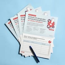 Über 45’900 Unterschriften gegen Prämien-Explosion – machen auch Sie mit! Handybild von Unterschriftsbögen der Beobachter-Petition "Schluss mit steigenden Krankenkassenprämien - wir wollen mitreden!"., fotografiet am 3. März 2026 in Zürich.