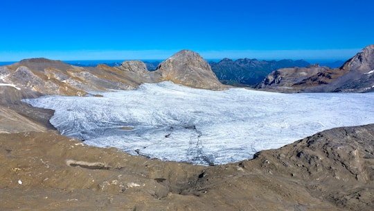 Plateaugletscher Plaine Morte am Fuss des Gipfels Gletscherhore, Berner Alpen, Schweiz, Crans-Montana Plaine Morte Glacier beneath the Gletscherhore peak, Bernese Alps, Switzerland, Crans-Montana BLWS611050 Copyright: xblickwinkel/G.xFischerx